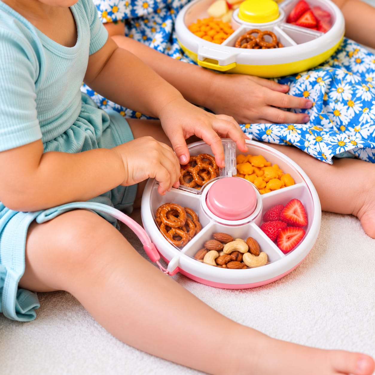 5 Compartment Travel Rotate Snack Spinner